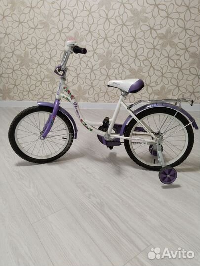 Велосипед колеса на 18