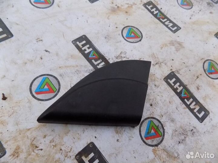 Крышка зеркала внутренняя левая Solaris 2010-2017