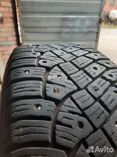 R15 Continental IceContact 2 195/65, PCD 5x114.3 DIA 66.1