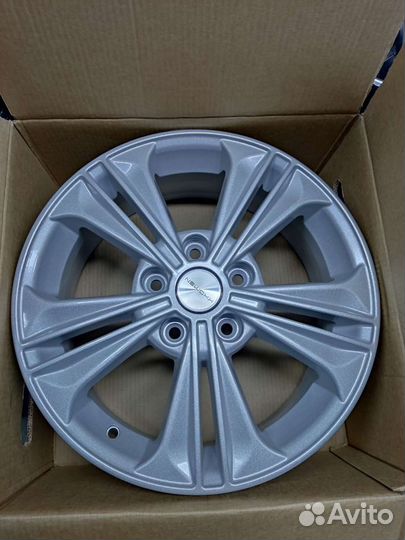 VW Jetta (khomen) R16 5x112 4 диска