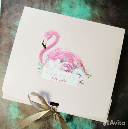 Подарочный бокс