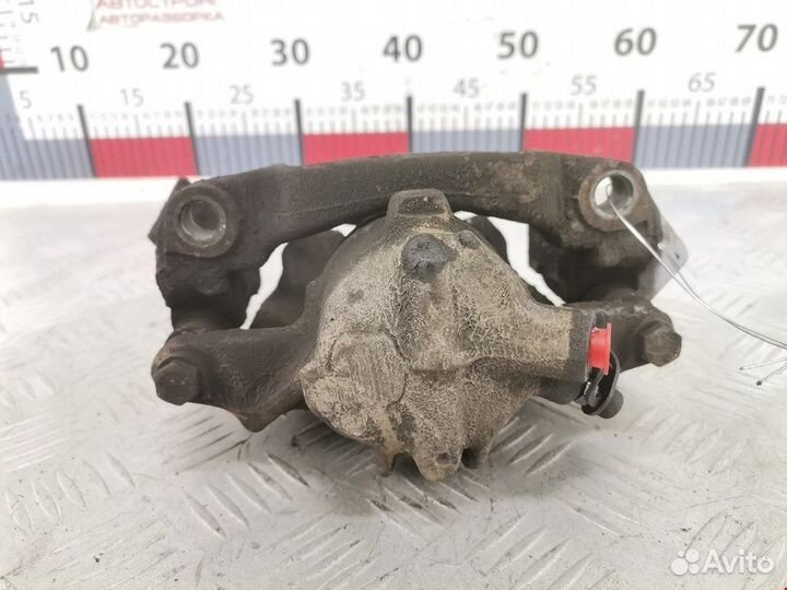 Суппорт передний левый для Renault Laguna 1