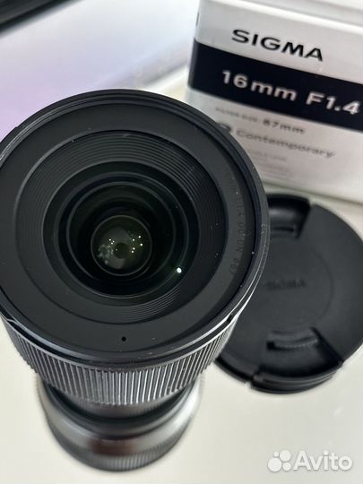 Объектив Sigma AF 16mm f/1.4 DC DN Fujifilm X