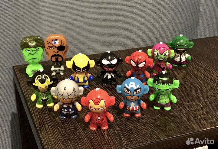 Игрушки kinder Мстители