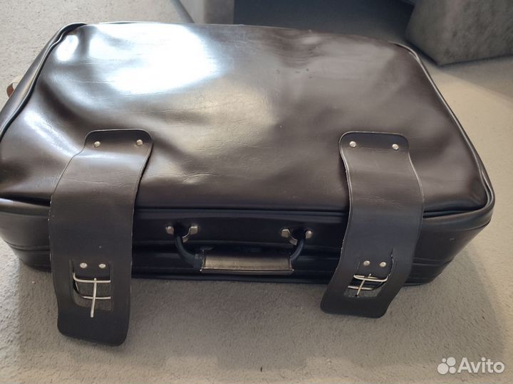 Чемодан советский