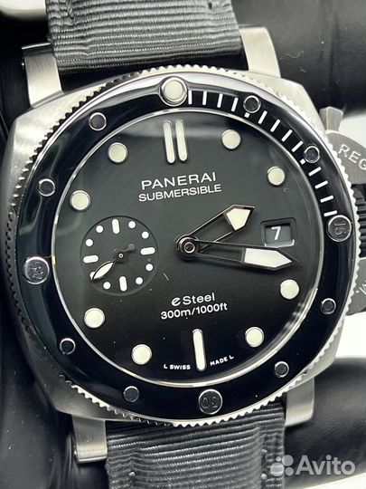 Часы Officine Panerai Submersible 42mm PAM01288