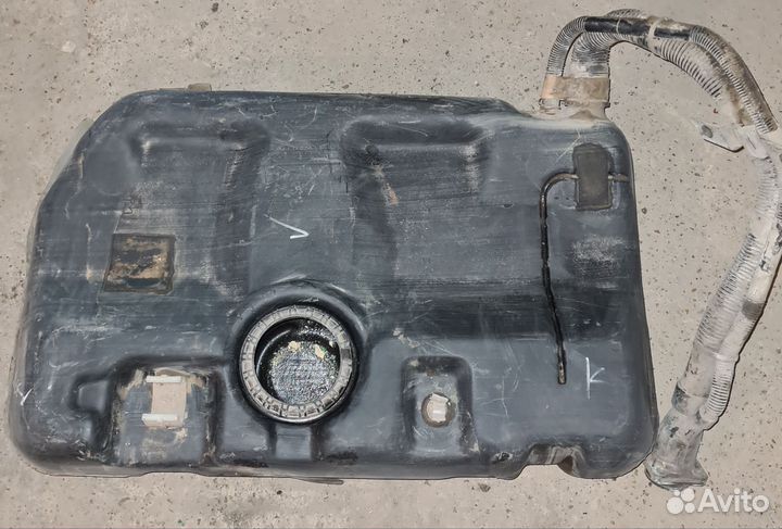 Топливный бак Hyundai Accent 2