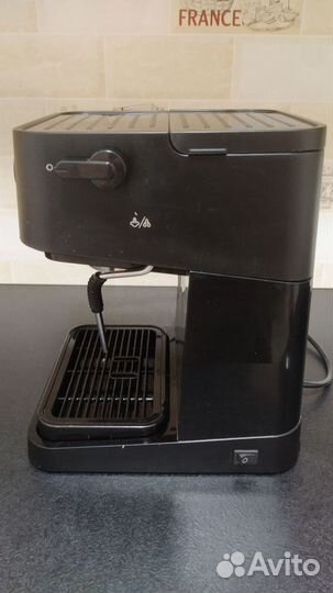 Кофеварка рожковая Delonghi EC230