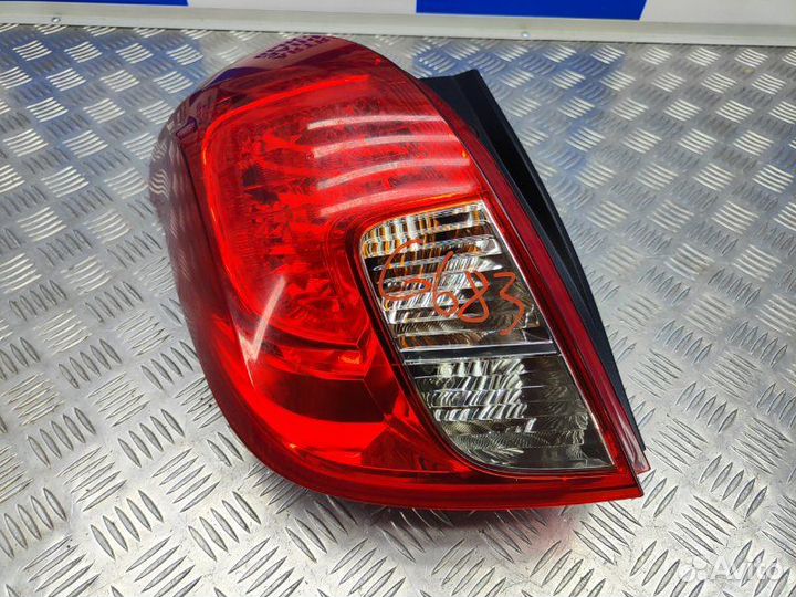 Фонарь задний левый Opel Mokka J13 1.6 B16XER 2015