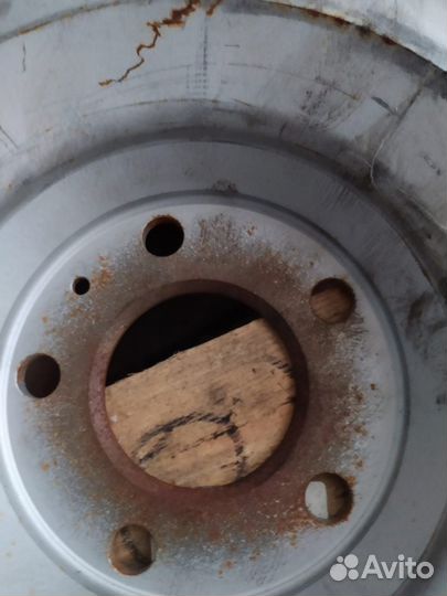 Диск тормозов VAG 4F0 615 301 G вентилируемый