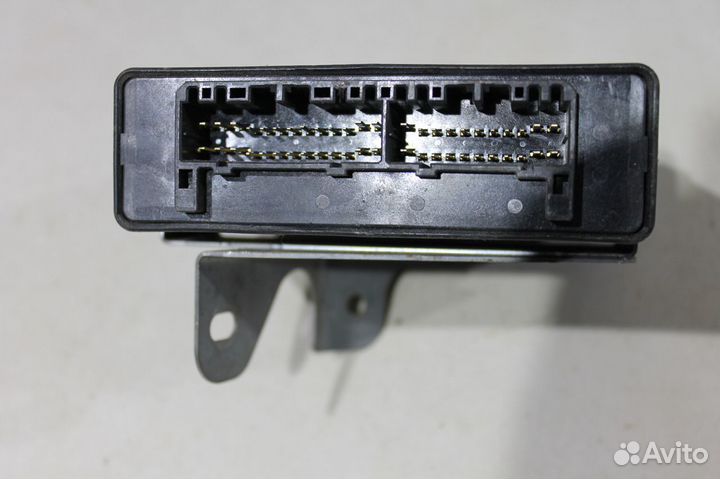 Блок управления Subaru Legacy Outback B14