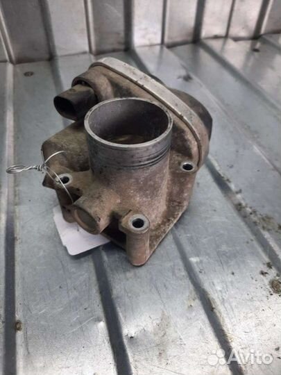 Дроссельная заслонка Skoda Fabia 1 хэтчбек 1.4