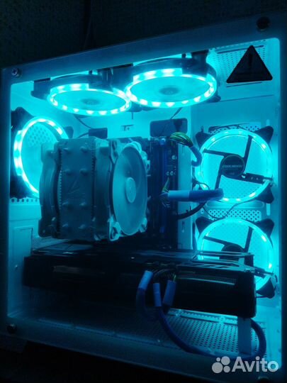Продам игровой пк(i7 / RX 5700 8GB)