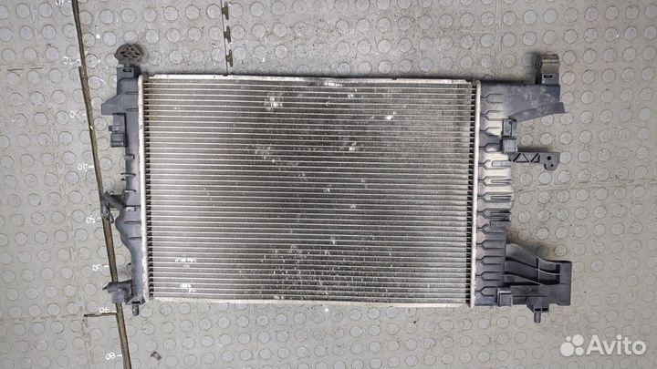 Радиатор охлаждения двигателя Chevrolet Cruze, 2011
