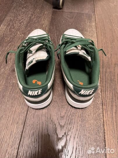 Кроссовки nike