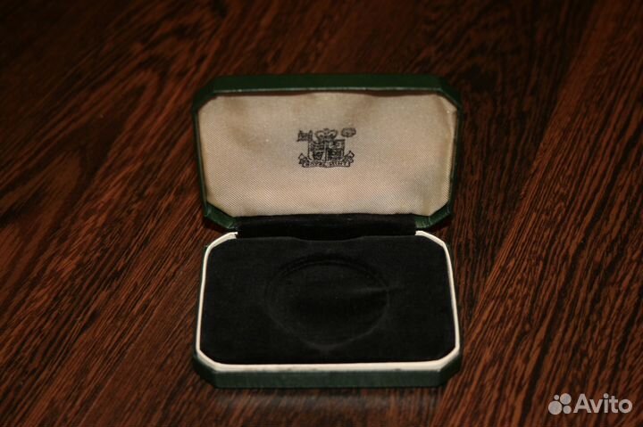 Футляры для памятных монет Африки 50-60-х годов