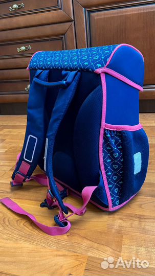 Школьный рюкзак для девочки ортопедический