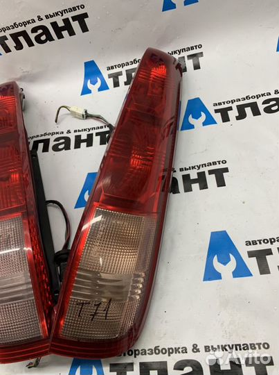 Задний фонарь Nissan X-Trail