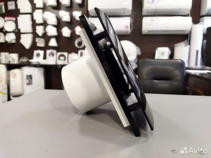 Вентилятор SolerPalau Silent200cz Black Designe