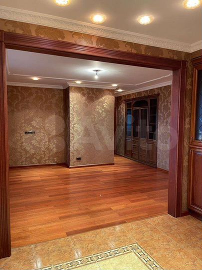 3-к. квартира, 88 м², 5/17 эт.