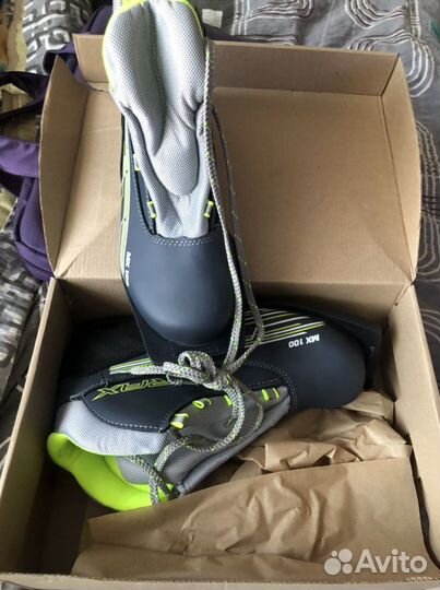 Лыжные ботинки