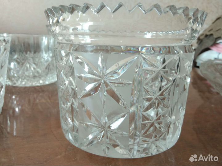 Вазы хрустальные