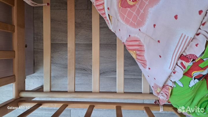 Детская кроватка