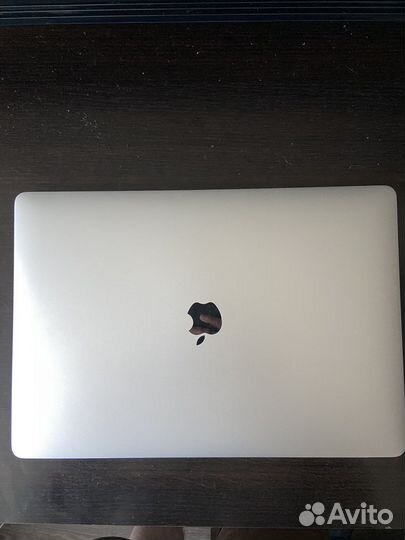 Apple MacBook Pro 15 2016 i7/16/512 TouchBar