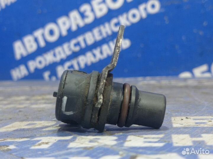 Датчик положения распредвала Toyota Yaris хэтчбек