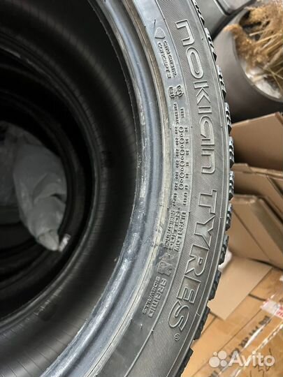 Nokian Tyres Hakkapeliitta R3 SUV 295/40 R21 28G