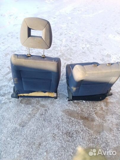 Сиденье переднее Mitsubishi Carisma 4G92 2002