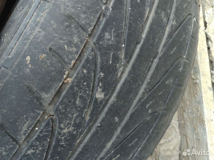 Dunlop Direzza DZ101 215/55 R17