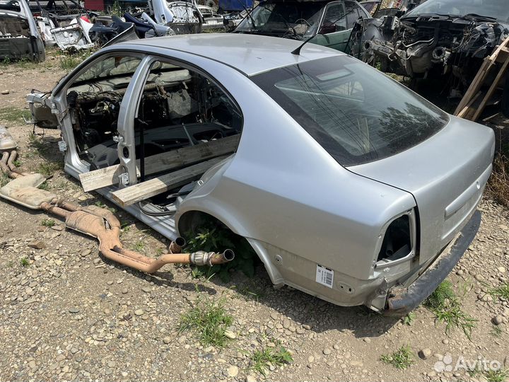 Кузовные части Skoda Octavia A4 Tur