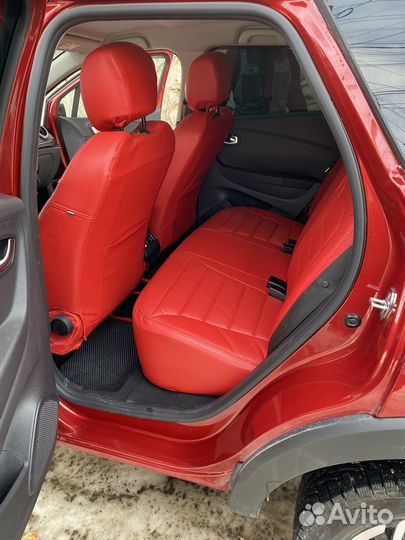 Автомобильные чехлы из экокожи