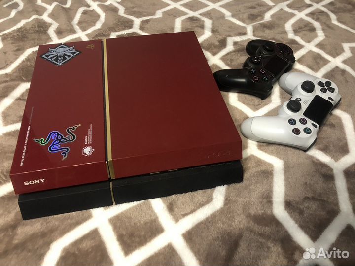 Sony PS4 metal gear edition