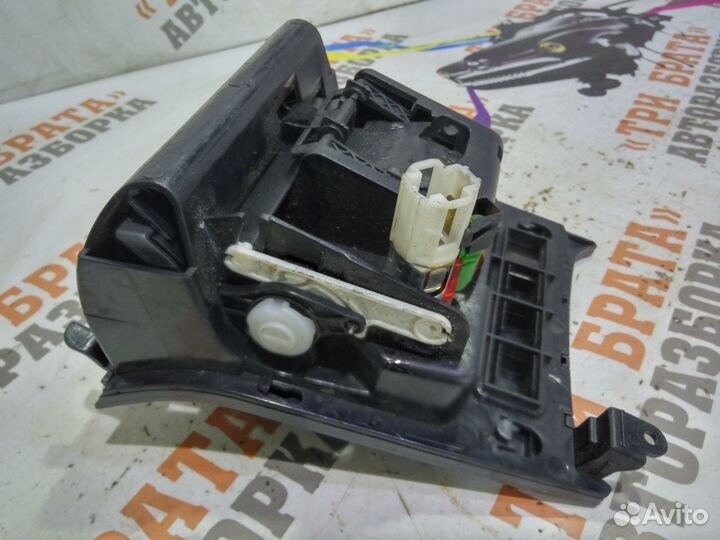 Фольксваген Гольф Пепельница передняя