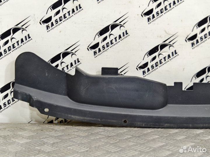 Накладка замка капота Ford Kuga CBV 2.0 tdci G6DG