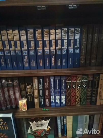 Продаются книги из домашней библиотеки