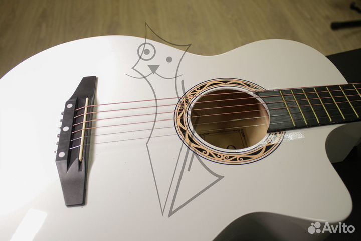 Акустическая гитара