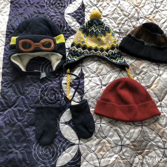Шапки, варежки, балаклава, пакет детских вещей