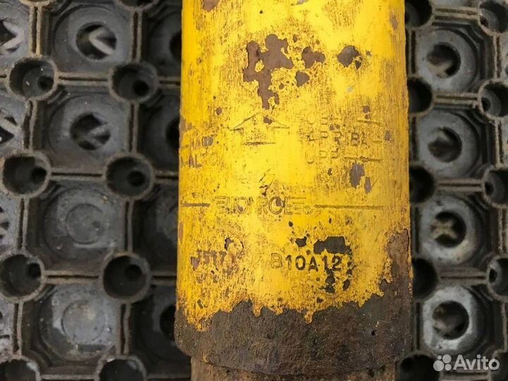 Амортизатор подвески передний Mercedes-Benz Actros