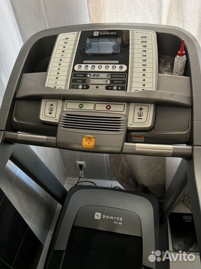 Беговая дорожка.электрическая профессиональная