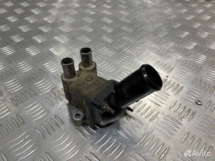 Термостат Toyota Rav 4 2.0 2010