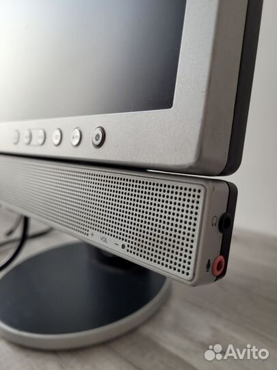 Телевизор - Монитор Samsung 225BW