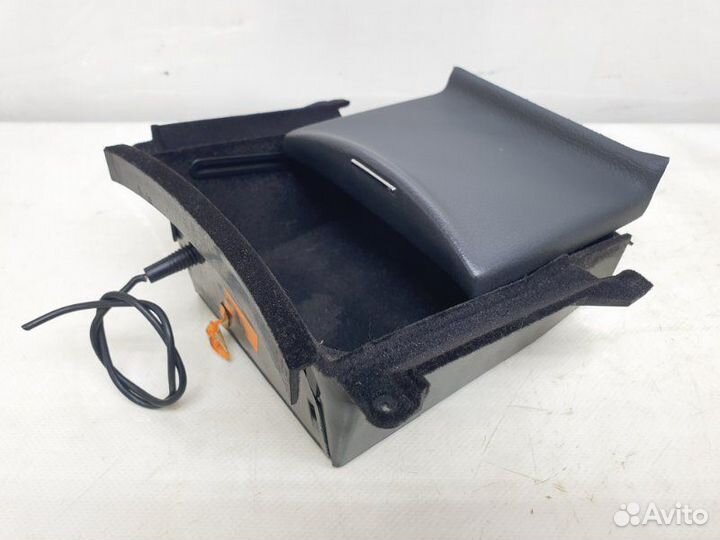 Бардачок Mercedes-Benz S W220 5.5 2004