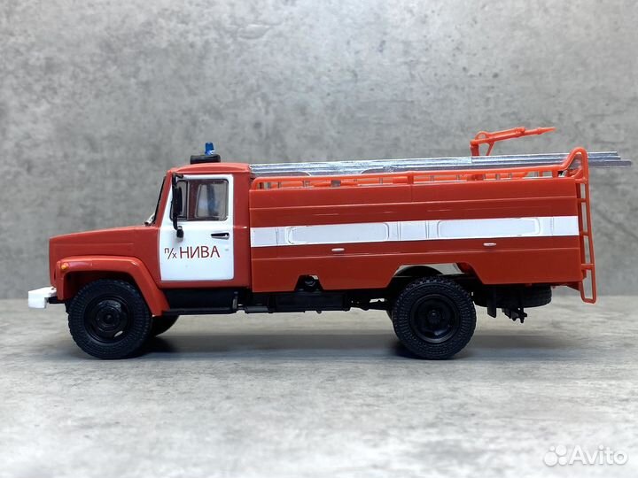 Коллекционная модель газ-3307-226 ац-30 DeA 1:43