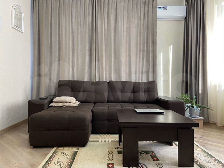 2-к. квартира, 60,5 м², 1/4 эт.