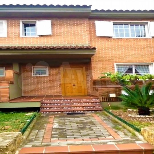 Дом 155 м² на участке 200 м² (Испания)