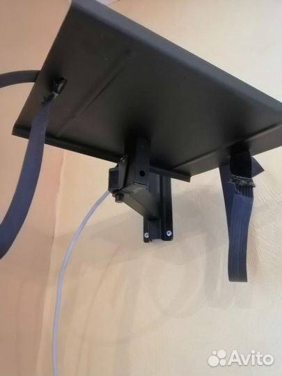 Кронштейн для телевизора поворотный на стену