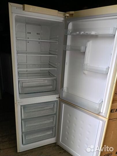 Холодильник Samsung no frost